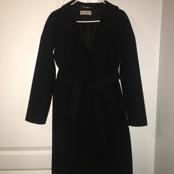dolce and gabbana black coat